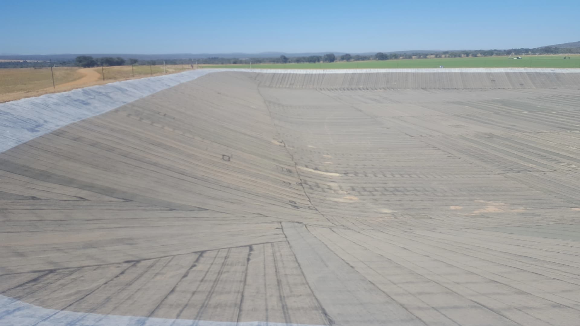 Bitumen earth dam lining covering approximately 15,000 m² in Worcester, Western Cape